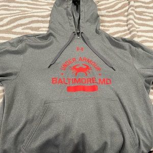 Under Armour Hoody size large